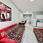 Perfect Location, Beautiful Apartment